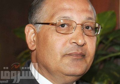 الدكتور عزت سعد محافظ الاقصر